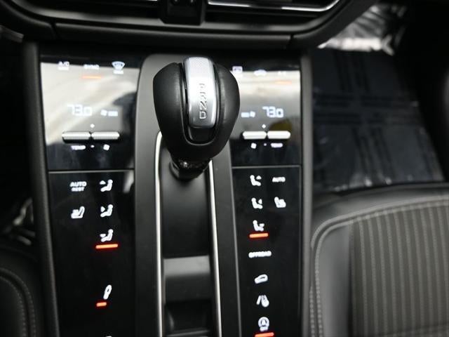 2024 Porsche Macan T