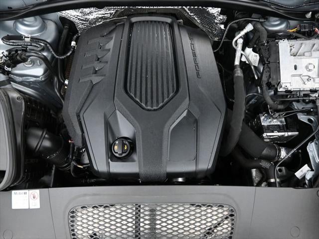 2024 Porsche Macan T