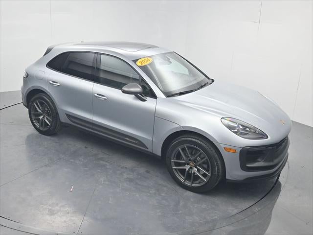 2024 Porsche Macan T