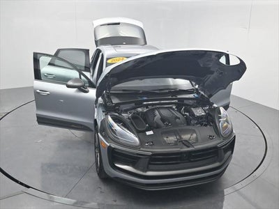 2024 Porsche Macan T