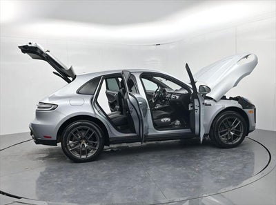 2024 Porsche Macan T