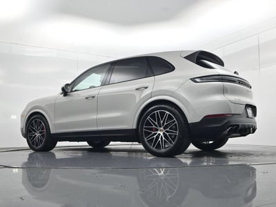 2025 Porsche Cayenne S
