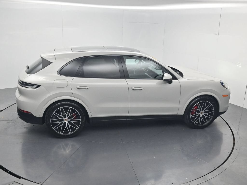 2025 Porsche Cayenne S