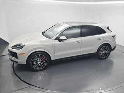 2025 Porsche Cayenne S