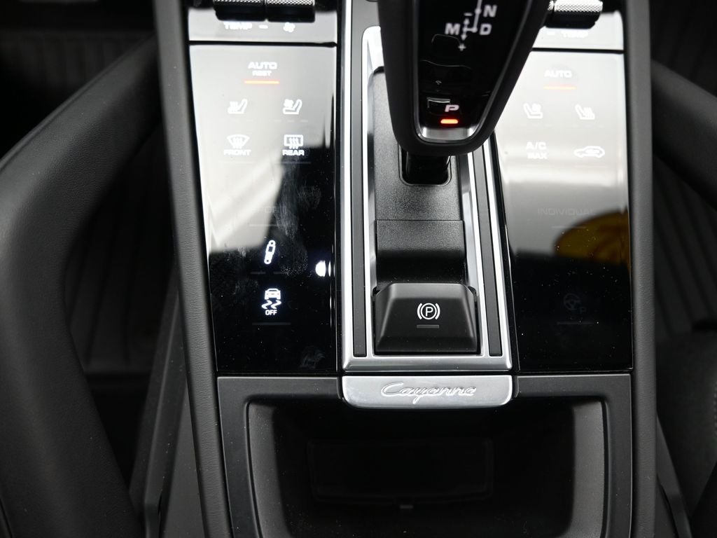 2022 Porsche Cayenne Coupe GTS