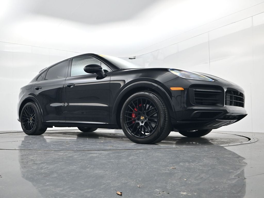 2022 Porsche Cayenne Coupe GTS