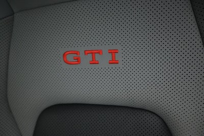 2024 Volkswagen Golf GTI 2.0T SE