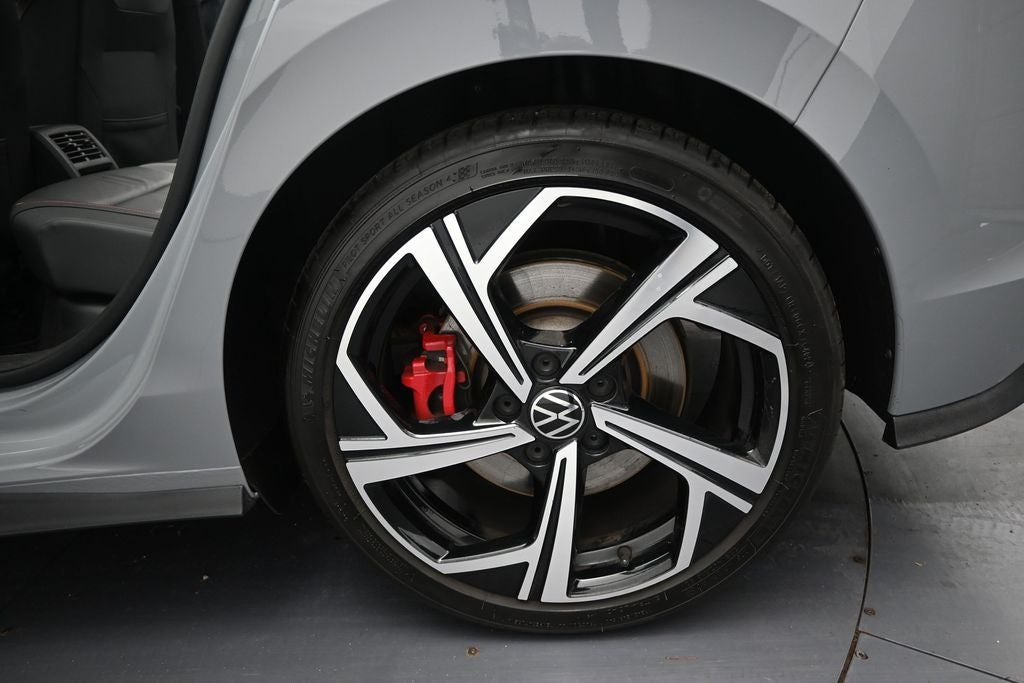 2024 Volkswagen Golf GTI 2.0T SE