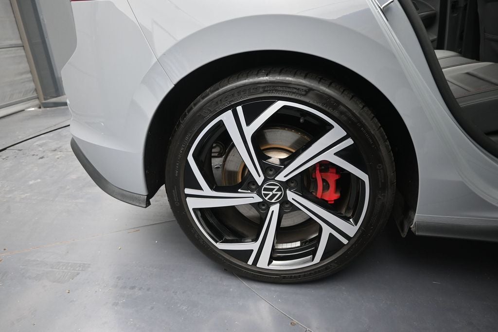 2024 Volkswagen Golf GTI 2.0T SE