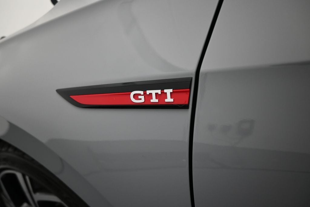 2024 Volkswagen Golf GTI 2.0T SE