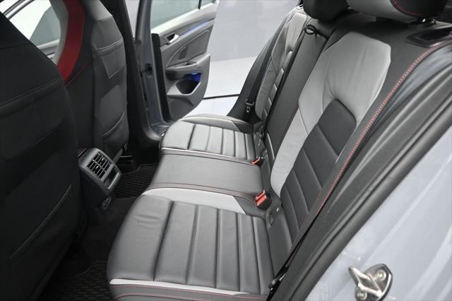 2024 Volkswagen Golf GTI 2.0T SE