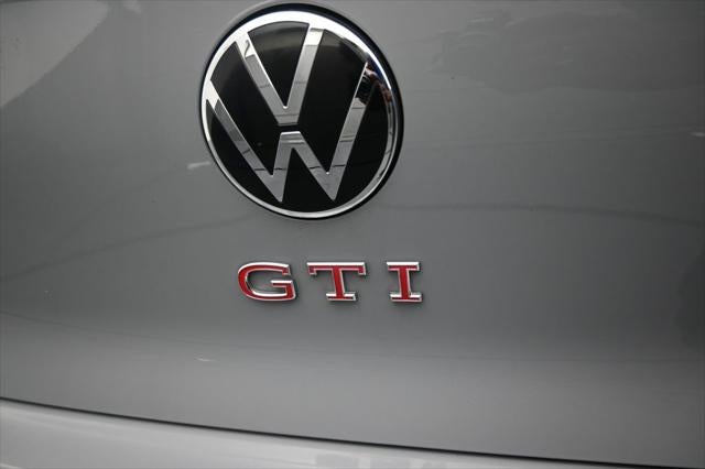 2024 Volkswagen Golf GTI 2.0T SE