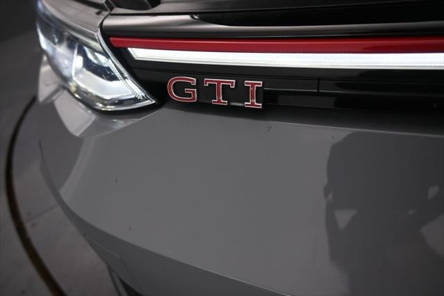 2024 Volkswagen Golf GTI 2.0T SE