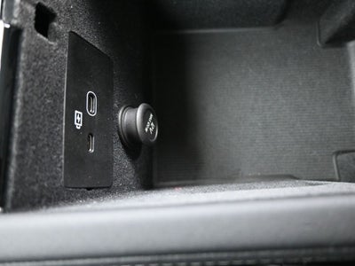 2025 Volvo XC90 B5 Plus 2025.5