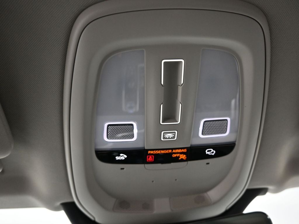 2025 Volvo XC90 B5 Plus 2025.5