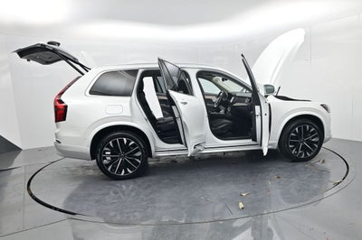 2025 Volvo XC90 B5 Plus 2025.5