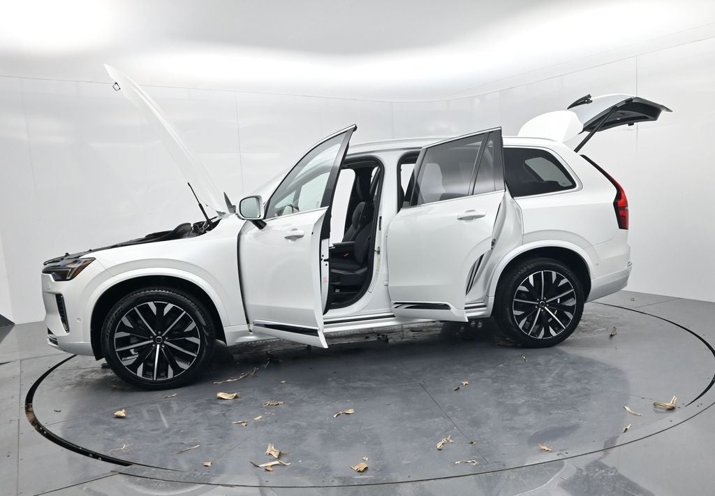 2025 Volvo XC90 B5 Plus 2025.5