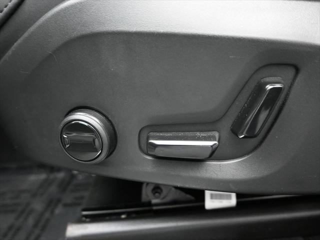 2025 Volvo XC90 B5 Plus 2025.5