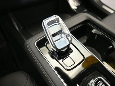 2025 Volvo XC90 B5 Plus 2025.5