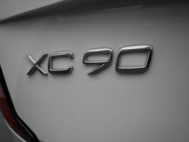 2025 Volvo XC90 B5 Plus 2025.5