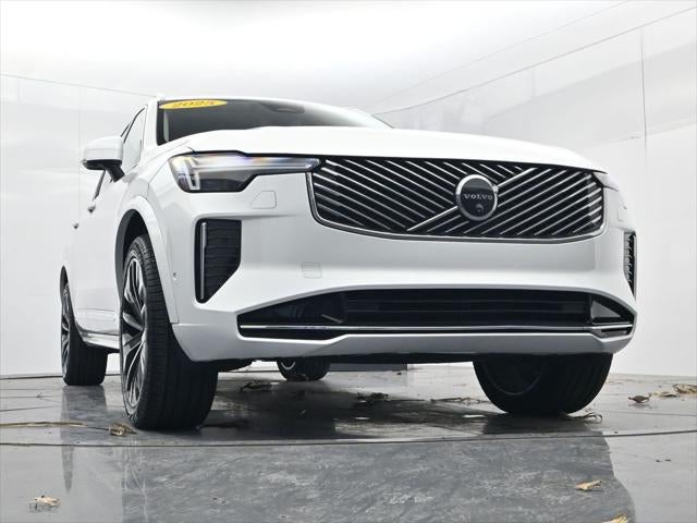 2025 Volvo XC90 B5 Plus 2025.5