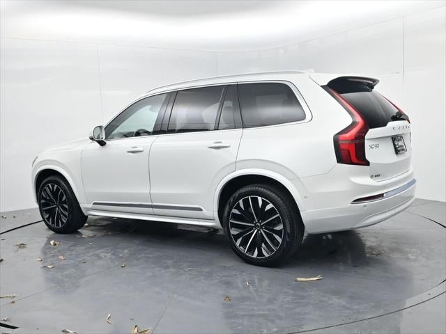 2025 Volvo XC90 B5 Plus 2025.5