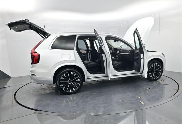 2025 Volvo XC90 B5 Plus 2025.5