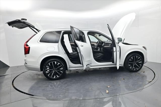 2025 Volvo XC90 B5 Plus 2025.5