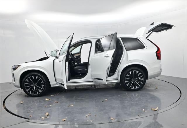 2025 Volvo XC90 B5 Plus 2025.5