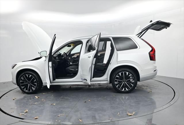 2025 Volvo XC90 B5 Plus 2025.5
