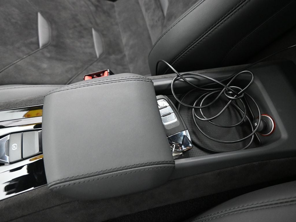 2023 Lamborghini Huracan Base