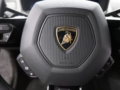 2023 Lamborghini Huracan Base