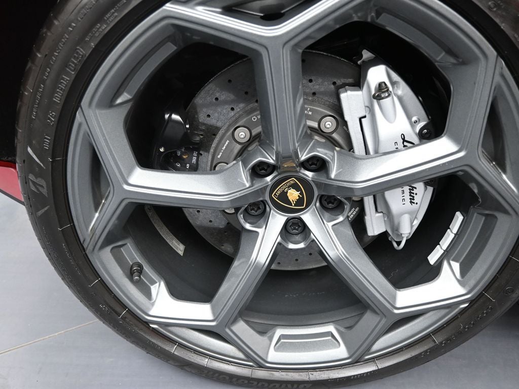 2023 Lamborghini Huracan Base