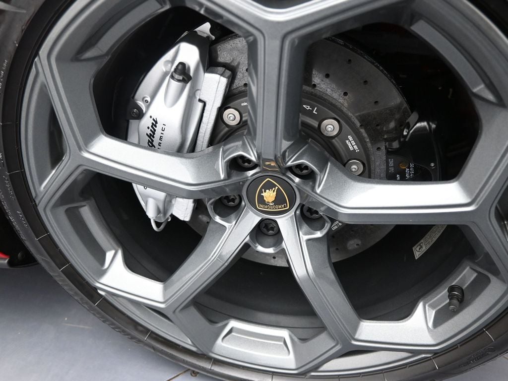 2023 Lamborghini Huracan Base