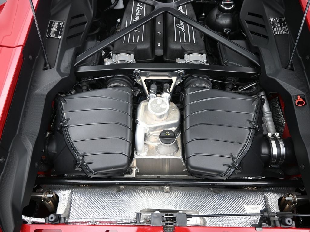 2023 Lamborghini Huracan Base