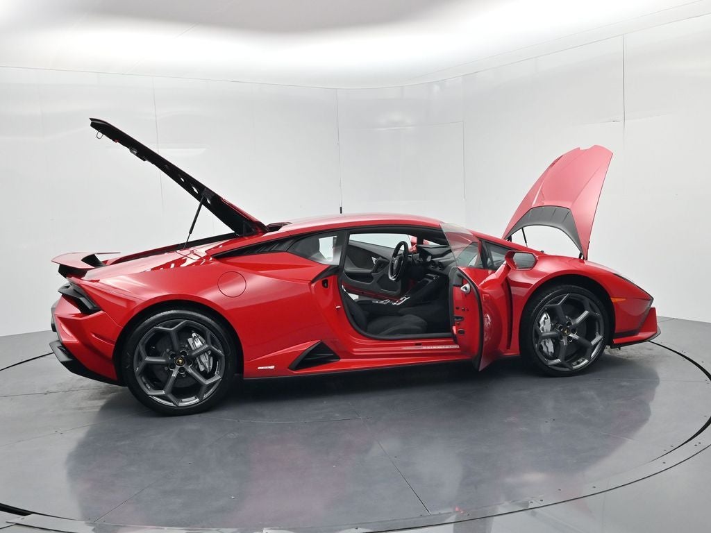 2023 Lamborghini Huracan Base