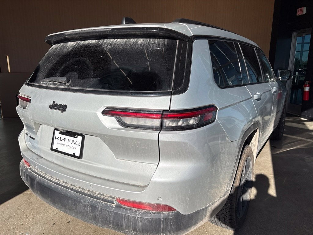 2022 Jeep Grand Cherokee L Altitude
