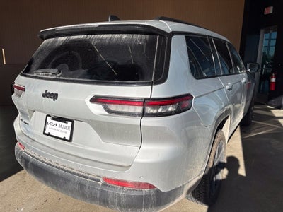 2022 Jeep Grand Cherokee L Altitude