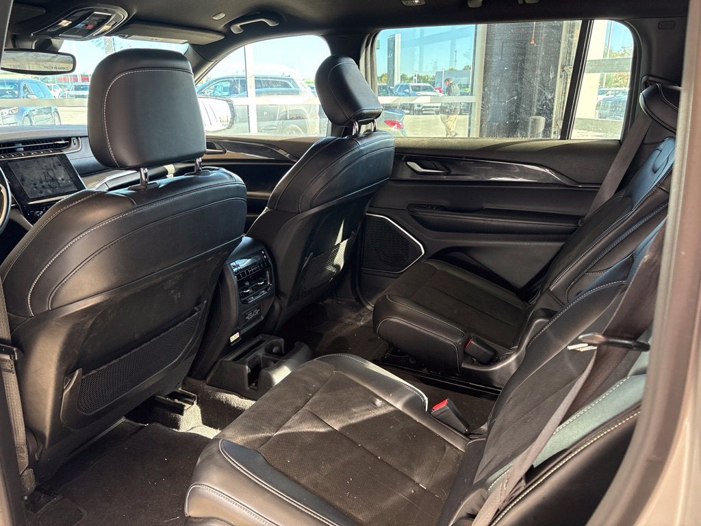 2022 Jeep Grand Cherokee L Altitude