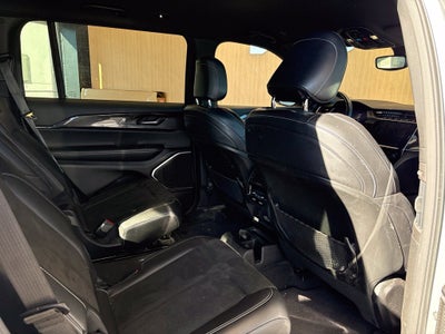 2022 Jeep Grand Cherokee L Altitude