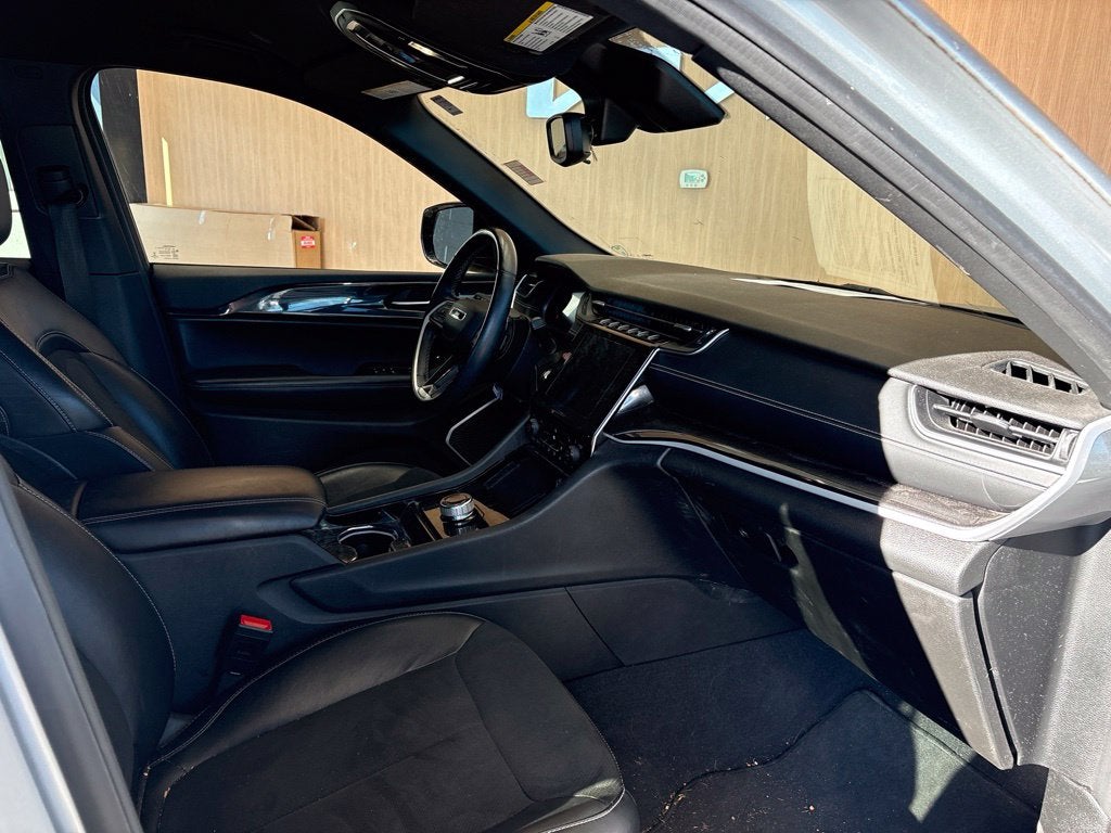 2022 Jeep Grand Cherokee L Altitude