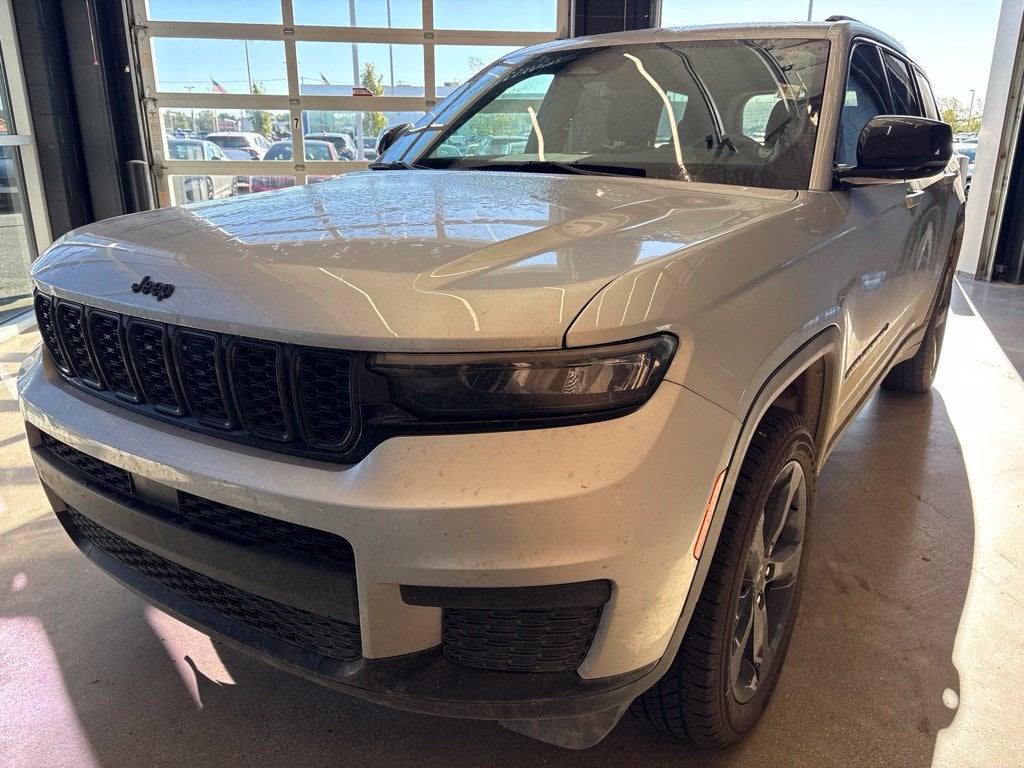 2022 Jeep Grand Cherokee L Altitude
