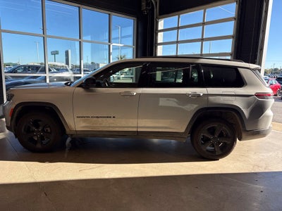 2022 Jeep Grand Cherokee L Altitude
