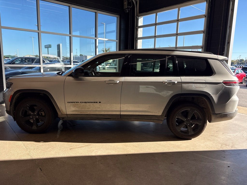 2022 Jeep Grand Cherokee L Altitude