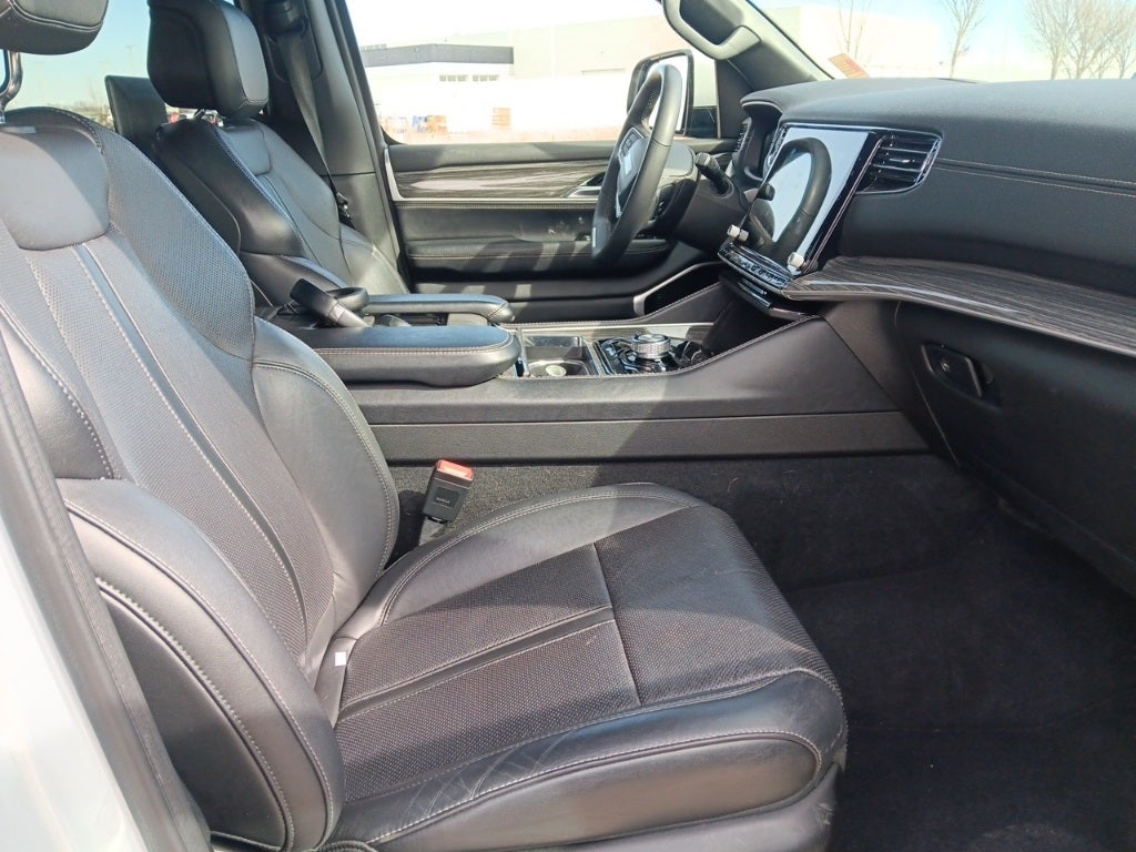 2022 Jeep Wagoneer Series III