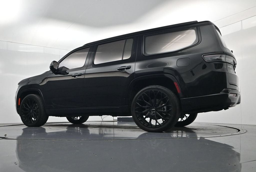 2023 Jeep Grand Wagoneer Series II