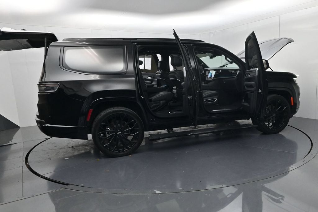 2023 Jeep Grand Wagoneer Series II