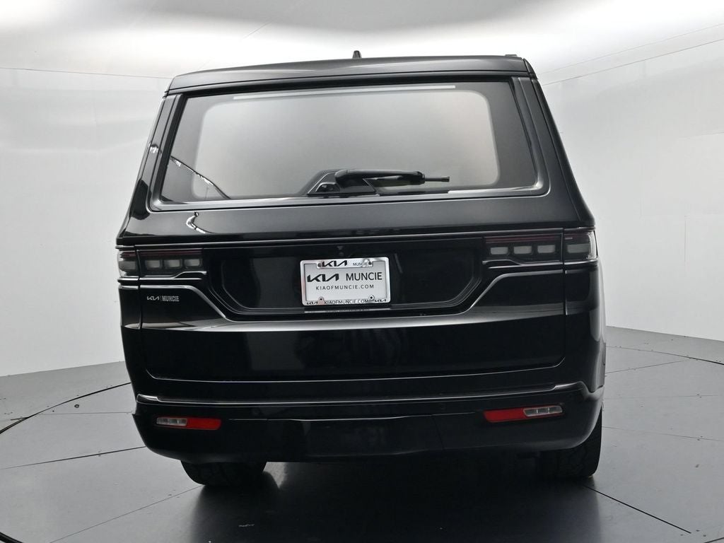 2023 Jeep Grand Wagoneer Series II