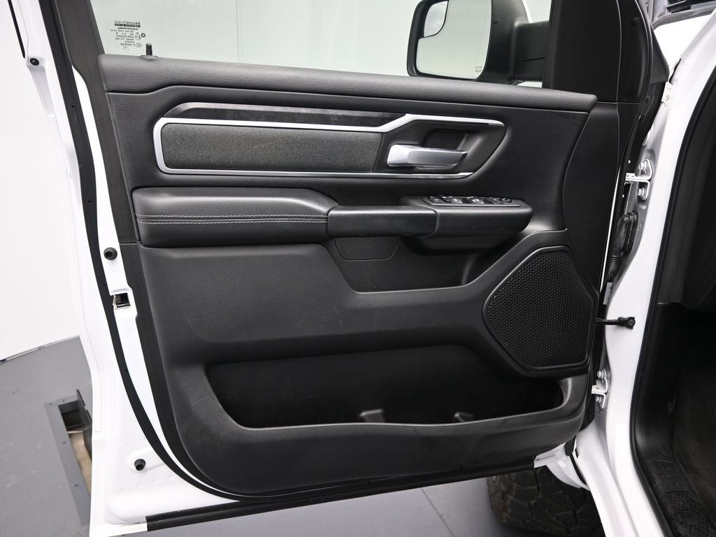 2021 RAM 1500 Big Horn/Lone Star Black Widow Package