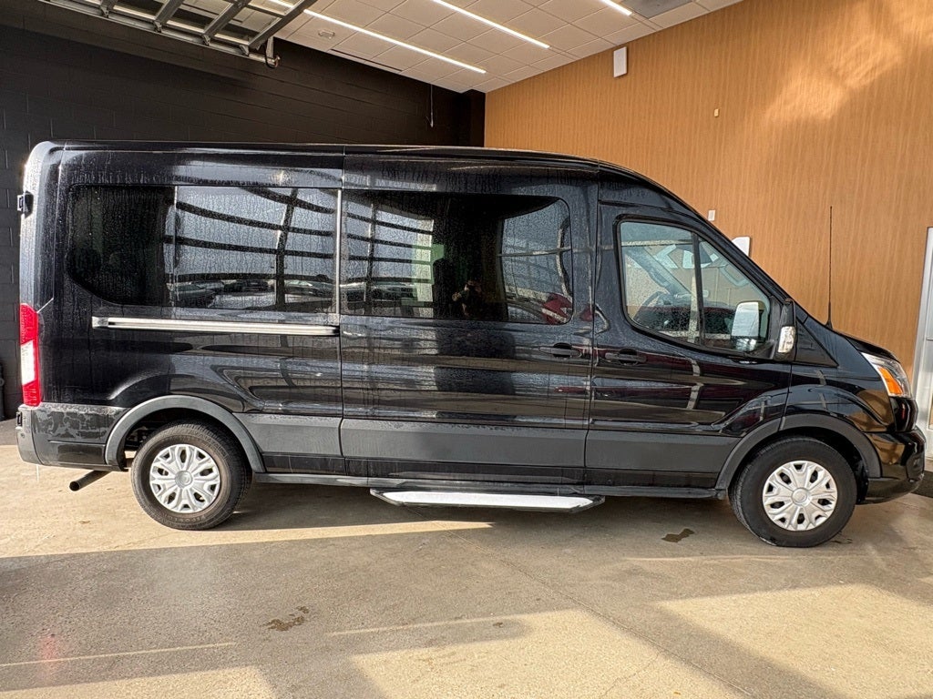 2021 Ford Transit-350 XLT
